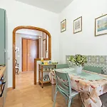 Charming Battistini